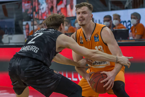 持着超乎常 持着超乎常